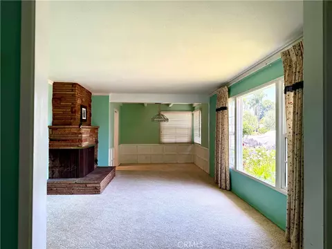 Living - 543 E Comstock, Glendora, CA 91741 photo 2 of 4