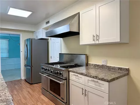 Kitchen - 543 E Comstock, Glendora, CA 91741 photo 2 of 5