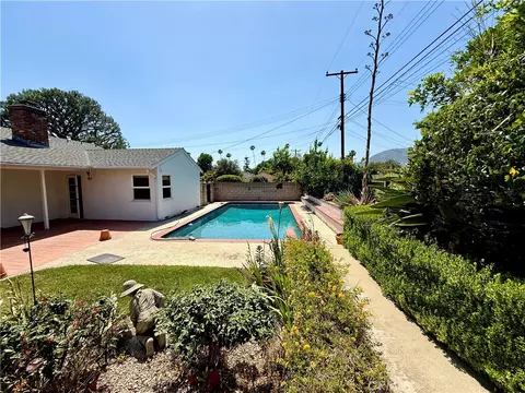 Exterior - 543 E Comstock, Glendora, CA 91741 photo 8 of 11