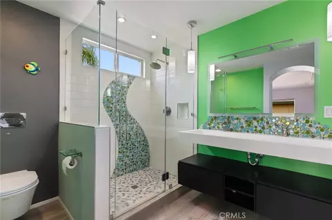 Bath - 2 Serena Way, Stanton, CA 90680 photo 3 of 4