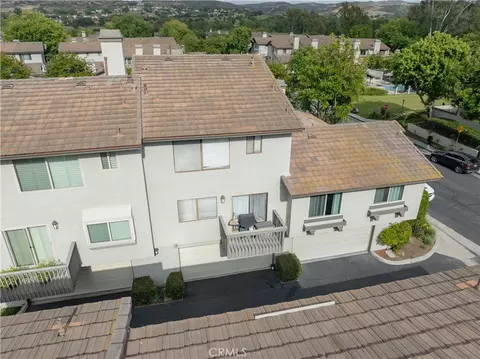 View/Area - 2 Evening Breeze, Irvine, CA 92603 photo 1 of 12