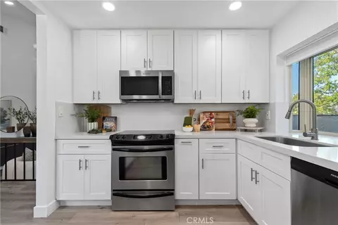Kitchen - 2 Evening Breeze, Irvine, CA 92603 photo 5 of 5