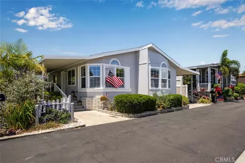 16421 Poipu Ln, Huntington Beach, CA 92649