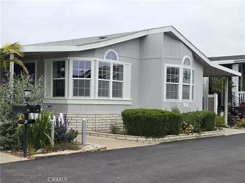16421 Poipu Ln, Huntington Beach, CA 92649