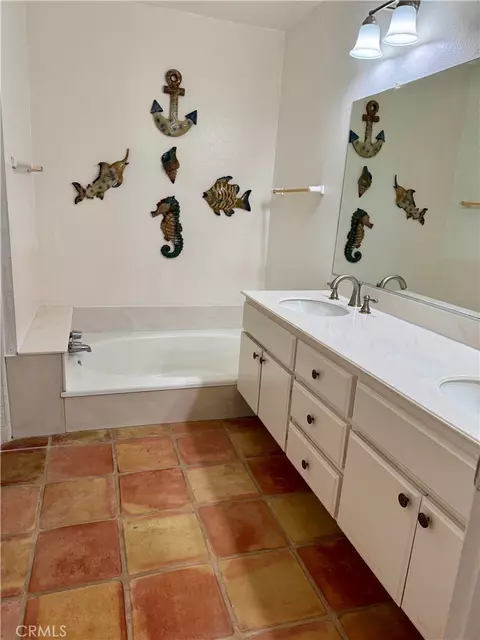 Bath - 8 Coldstream, Irvine, CA 92604 photo 1 of 2
