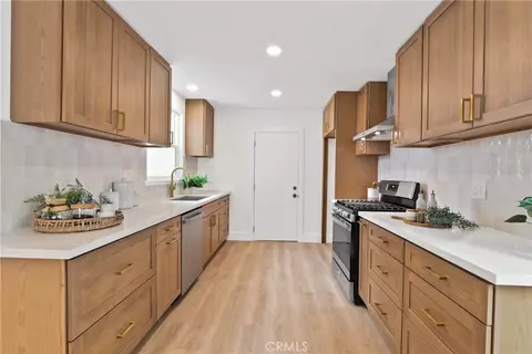 802 Bejay Pl, San Pedro, CA 90731