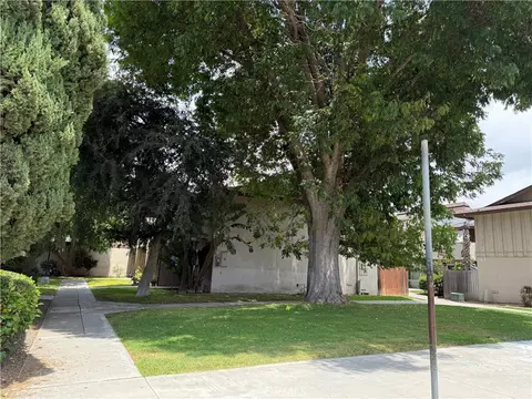 521 S Lyon #85, Santa Ana, CA 92701