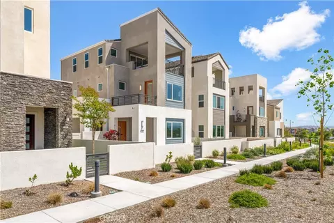 608 Chinon, Irvine, CA 92618
