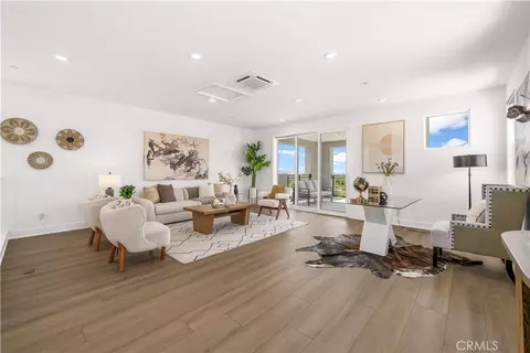 608 Chinon, Irvine, CA 92618