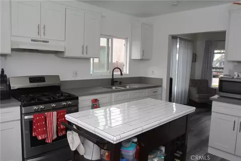 818 S Sloan, Compton, CA 90221 photo 3