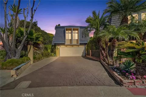 16592 Tiburon Pl, Huntington Beach, CA 92649