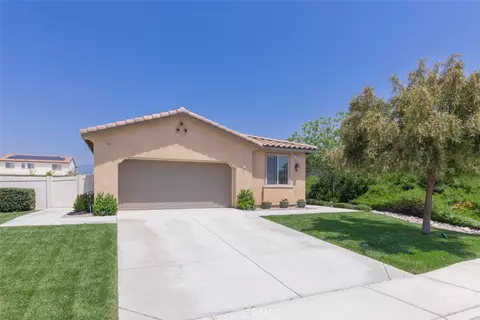 1380 Grove Land St, Beaumont, CA 92223