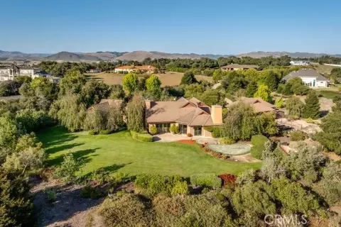 2075 Sea Oak Ln, Arroyo Grande, CA 93420