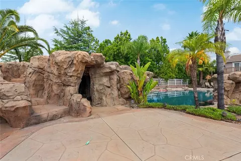 Exterior - 25763 Beth, Menifee, CA 92584 photo 6 of 17
