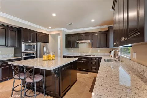 Kitchen - 25763 Beth, Menifee, CA 92584 photo 2 of 8