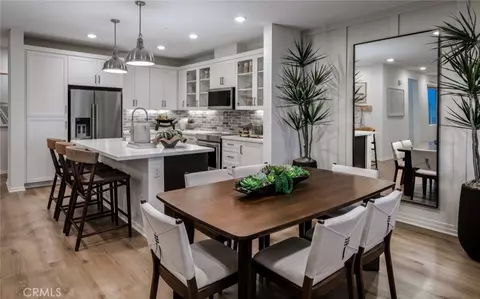 Dining - 28991 Skyhaven Ct, Temecula, CA 92590 photo 2 of 2
