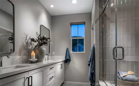 Bath - 28991 Skyhaven Ct, Temecula, CA 92590 photo 1 of 1