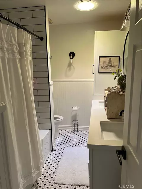 Bath - 10903 Meads, Orange, CA 92869 photo 1 of 1