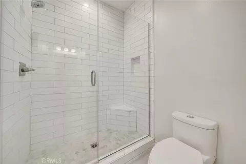 Bath - 116 Cordial, Irvine, CA 92620 photo 5 of 5