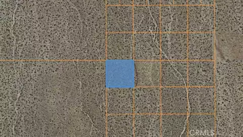16 247th St E, Llano, CA 93591