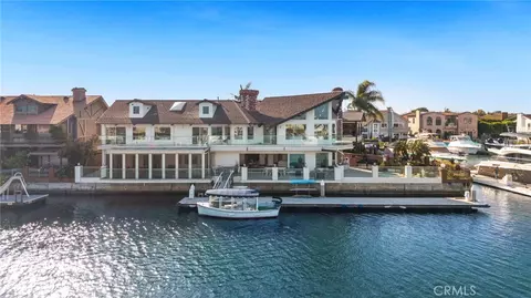 3701 Escapade, Huntington Beach, CA 92649