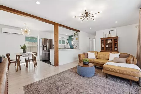 2157 Gale Ave, Long Beach, CA 90810