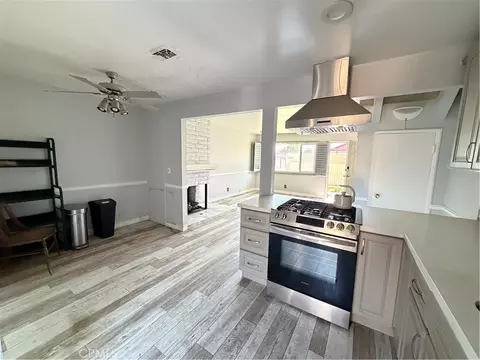 13656 Red Hill Ave #J-32, Tustin, CA 92780