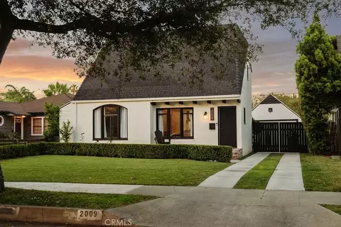 2009 Greenleaf St, Santa Ana, CA 92706