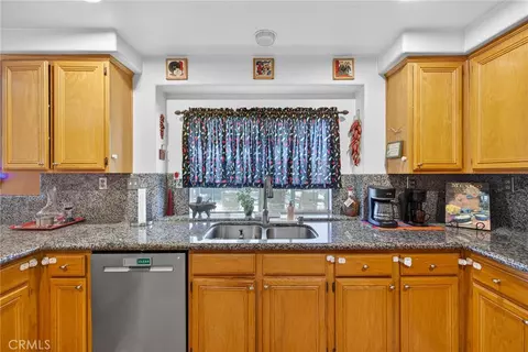 Kitchen - 807 Lomond, Riverside, CA 92508 photo 4 of 6