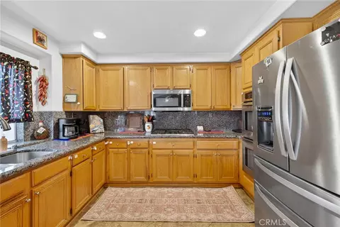 Kitchen - 807 Lomond, Riverside, CA 92508 photo 5 of 6