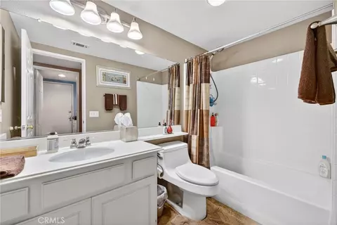 Bath - 807 Lomond, Riverside, CA 92508 photo 1 of 3