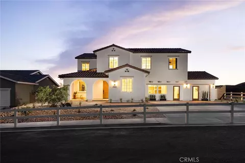 4112 Saddle Dr, Palmdale, CA 93551