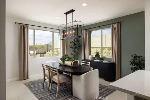 Dining - 4064 Saddle Dr, Palmdale, CA 93551 photo 1 of 3