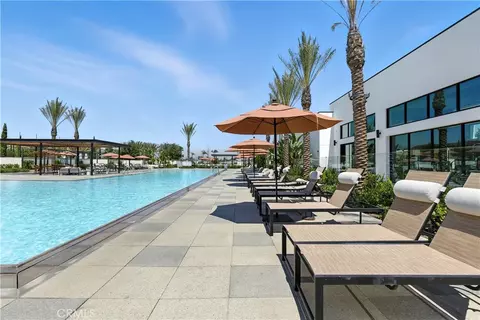Exterior - 488 Marlow Ln, Montebello, CA 90640 photo 3 of 7