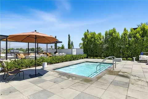 Exterior - 488 Marlow Ln, Montebello, CA 90640 photo 7 of 7