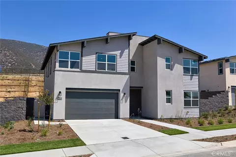 16042 Butterfly Dr, Fontana, CA 92336