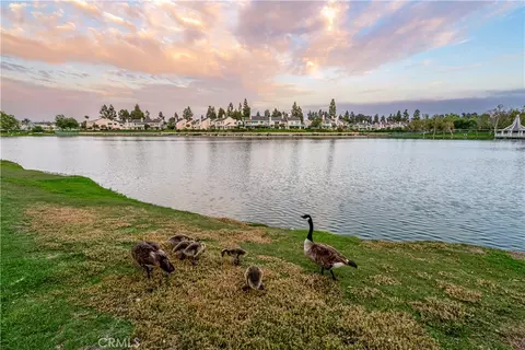 View/Area - 492 E Yale Loop, Irvine, CA 92614 photo 6 of 10