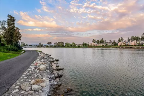 View/Area - 492 E Yale Loop, Irvine, CA 92614 photo 4 of 10