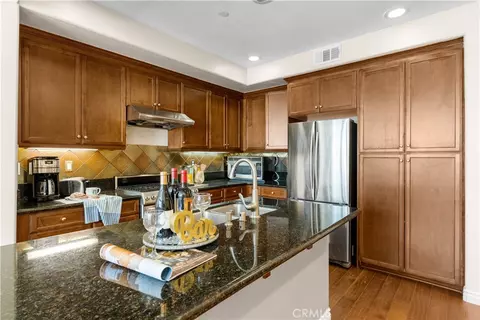 Kitchen - 80 Full Moon, Irvine, CA 92618 photo 1 of 2