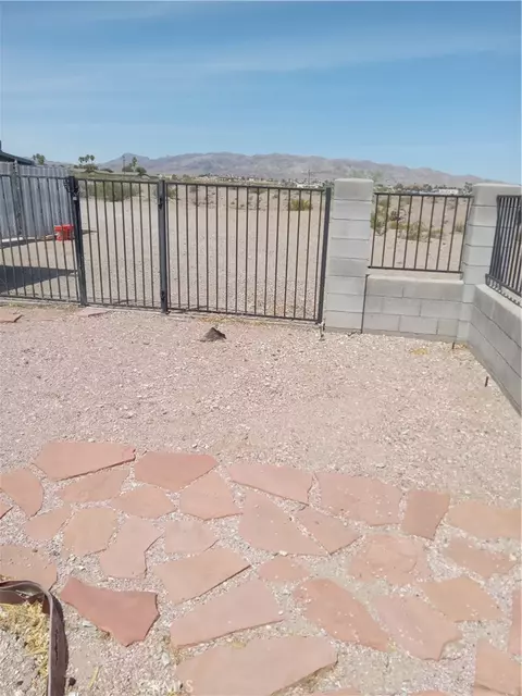 1348 Redwood, Needles, CA 92363 photo 7