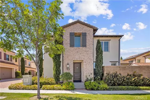 124 Gulfstream, Irvine, CA 92620