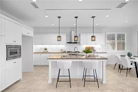 Kitchen - 124 Gulfstream, Irvine, CA 92620 photo 2 of 2