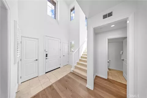 Entry Way - 124 Gulfstream, Irvine, CA 92620 photo 2 of 3