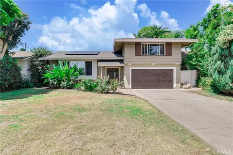 13791 Pasadena, North Tustin, CA 92705