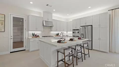 27320 Fox Den Pl, Valencia, CA 91381