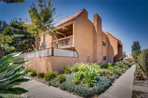 6600 Warner Ave #41, Huntington Beach, CA 92647
