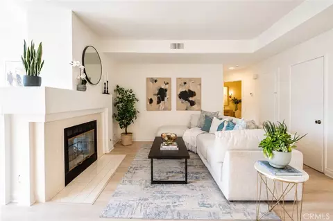 Living - 5 Silvertide, Dana Point, CA 92629 photo 4 of 7