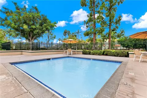 Exterior - 154 Gallery, Tustin, CA 92782 photo 7 of 9