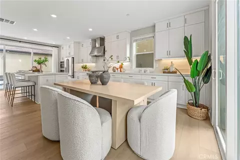 Dining - 352 Chorus, Irvine, CA 92618 photo 2 of 4