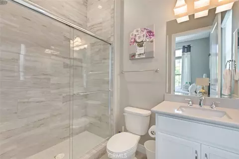 Bath - 60 Dunmore, Irvine, CA 92620 photo 1 of 6